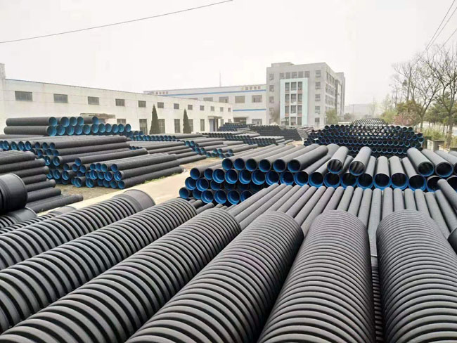 大口徑克拉管.jpg 大口徑克拉管.jpg